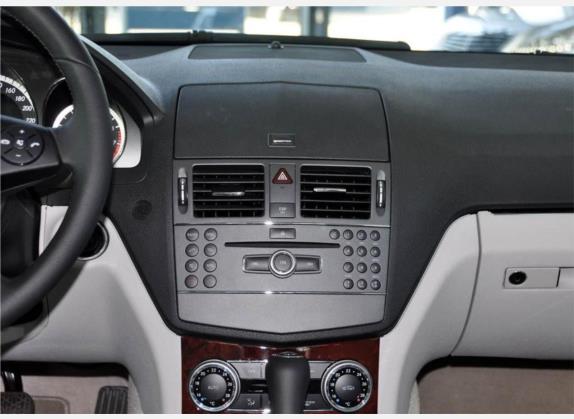 奔驰C级 2010款 C 200K 标准型 中控类   中控台
