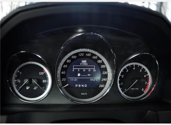 奔驰C级 2010款 C 200K 标准型 中控类   仪表盘