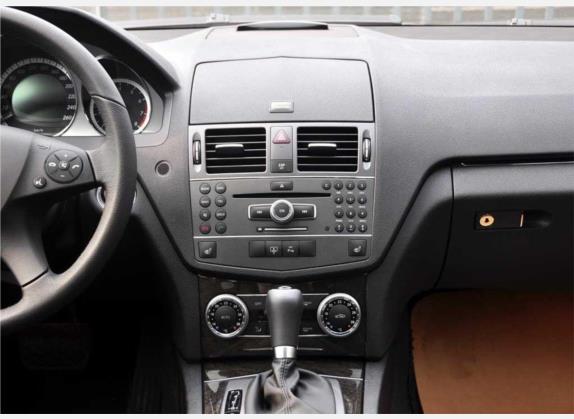 奔驰C级 2010款 C 260 CGI 运动型 中控类   中控台