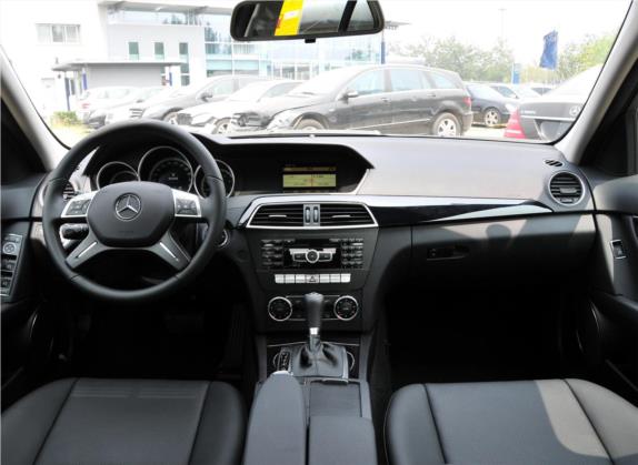 奔驰C级 2011款 C 180K 经典型 中控类   中控全图