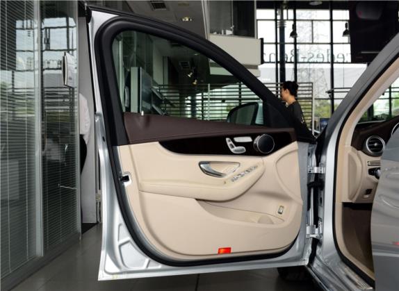 奔驰C级 2015款 C 200 L 车厢座椅   前门板