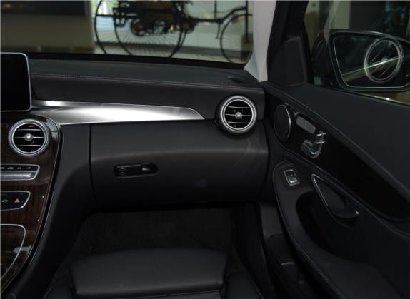 奔驰C级 2015款 改款 C 200 L 中控类   仪表盘