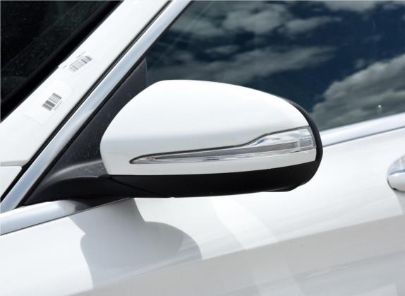 奔驰C级 2015款 改款 C 200 L 运动型 外观细节类   外后视镜