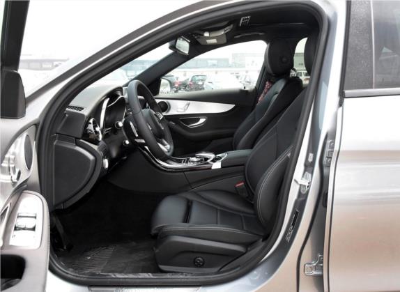 奔驰C级 2015款 C 200 运动版 车厢座椅   前排空间