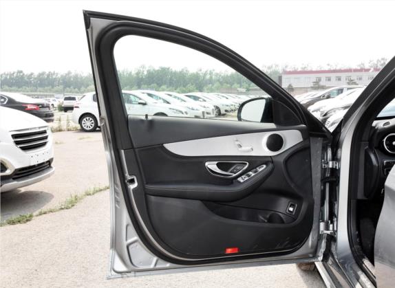 奔驰C级 2015款 C 200 运动版 车厢座椅   前门板
