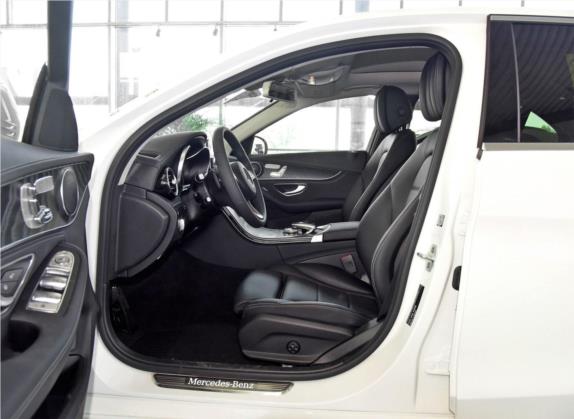 奔驰C级 2016款 C 200 L 4MATIC 运动版 车厢座椅   前排空间