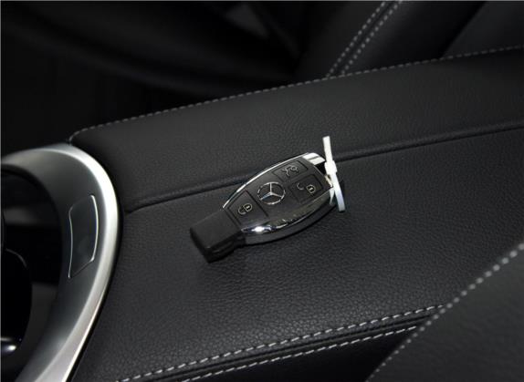 奔驰C级 2016款 C 200 运动版 4MATIC 其他细节类   钥匙