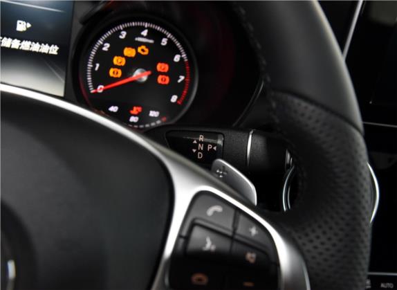 奔驰C级 2016款 C 200 运动版 4MATIC 中控类   挡把