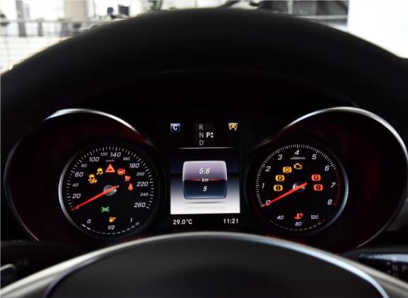 奔驰C级 2017款 改款 C 200 运动版 4MATIC 中控类   仪表盘