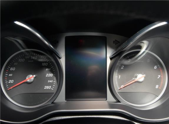 奔驰C级 2017款 改款 C 200 L 中控类   仪表盘
