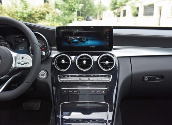 奔驰C级 2020款 改款 C 200 L 动感型运动版 中控类   中控台