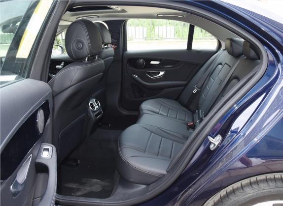 奔驰C级 2020款 改款 C 200 L 动感型运动版 车厢座椅   后排空间