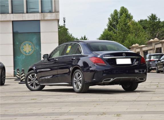 奔驰C级 2020款 改款 C 200 L 动感型运动版 外观   斜后