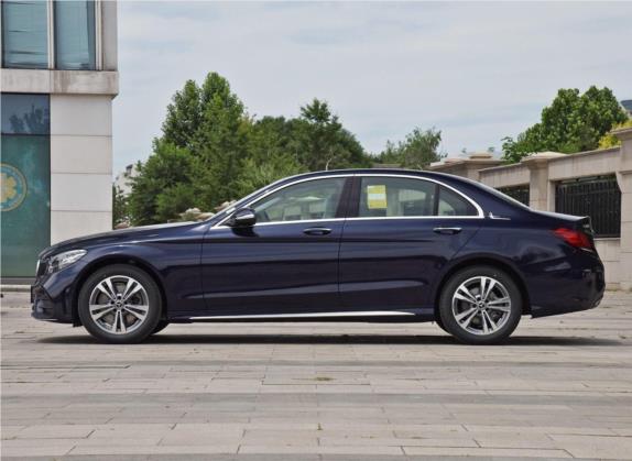 奔驰C级 2020款 改款 C 200 L 动感型运动版 外观   正侧