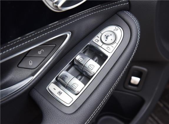奔驰C级 2020款 改款 C 200 L 动感型运动版 车厢座椅   门窗控制