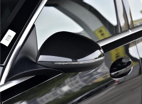 奔驰C级 2022款 C 260 L 运动版 外观细节类   外后视镜