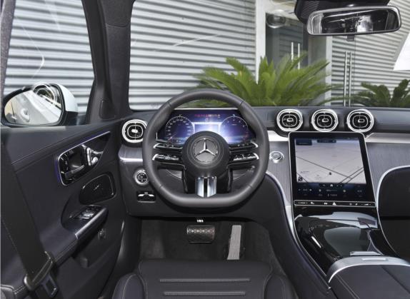 奔驰C级 2023款 C 260 L 运动版 中控类   驾驶位