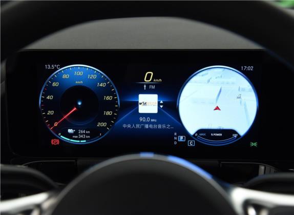 奔驰EQA 2022款 EQA 300 4MATIC 首发特别版 中控类   仪表盘
