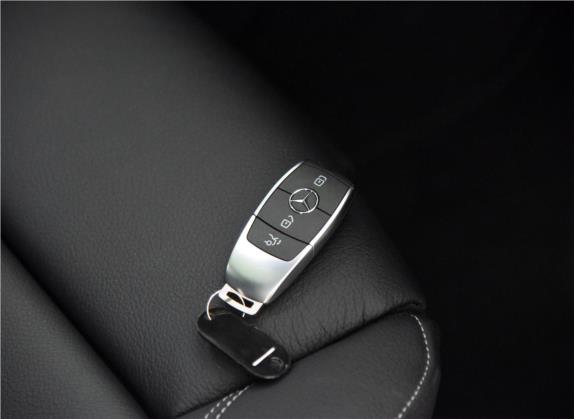奔驰EQB 2022款 EQB 350 4MATIC 首发特别版 其他细节类   钥匙
