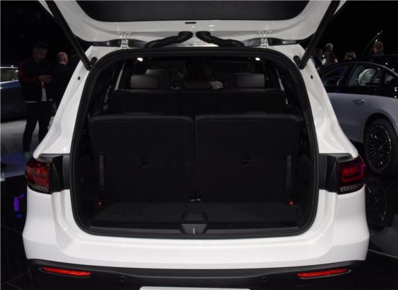 奔驰EQB 2022款 EQB 350 4MATIC 首发特别版 车厢座椅   后备厢