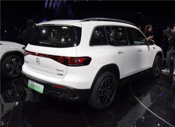 奔驰EQB 2022款 EQB 350 4MATIC 首发特别版 外观   斜后