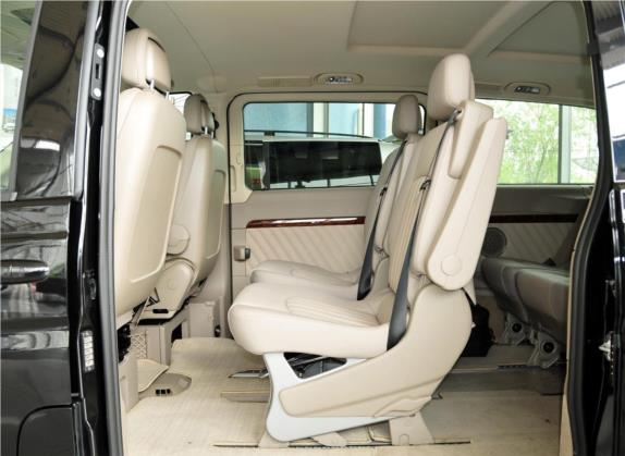 唯雅诺 2011款 2.5L 豪华版 车厢座椅   后排空间