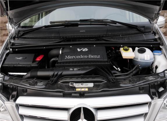 唯雅诺 2013款 3.0L 礼遇版 其他细节类   发动机舱