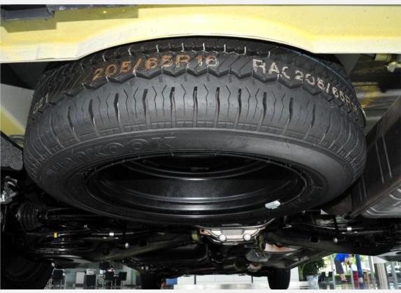 威霆 2010款 2.5L 商务版 其他细节类   备胎