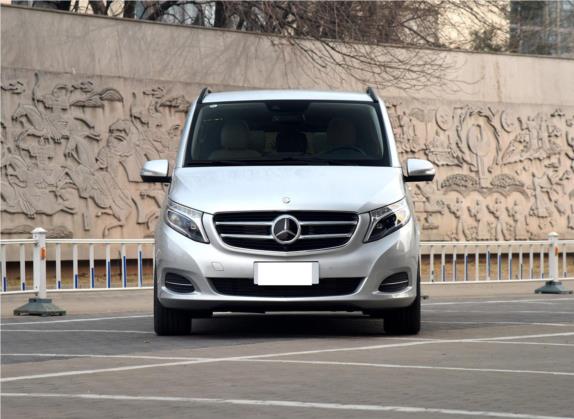 奔驰V级 2016款 V 260 L 尊贵加长版 外观   正前