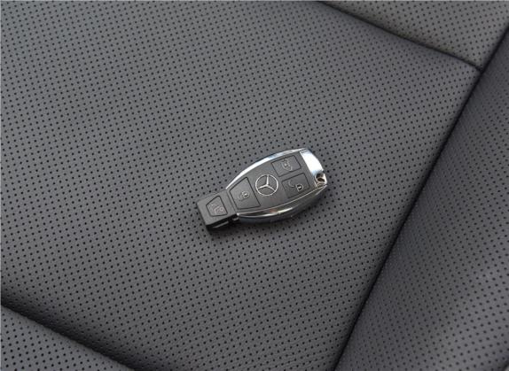 奔驰V级 2018款 V 260 尊贵版 国V 其他细节类   钥匙