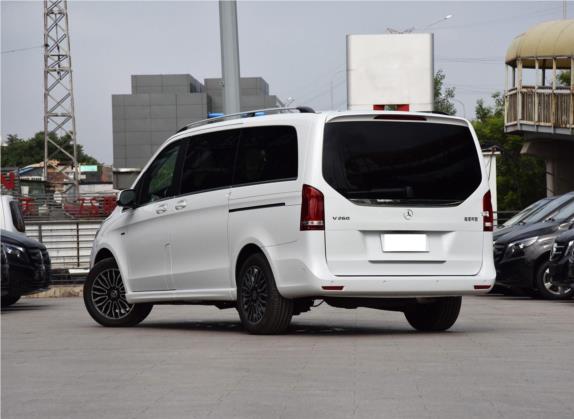 奔驰V级 2018款 V 260 尊贵版 国V 外观   斜后