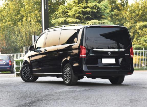 奔驰V级 2018款 V 260 L 尊贵加长版 国VI 外观   斜后
