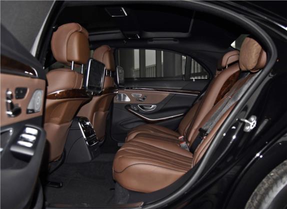 奔驰S级AMG 2015款 AMG S 63 L 4MATIC 车厢座椅   后排空间