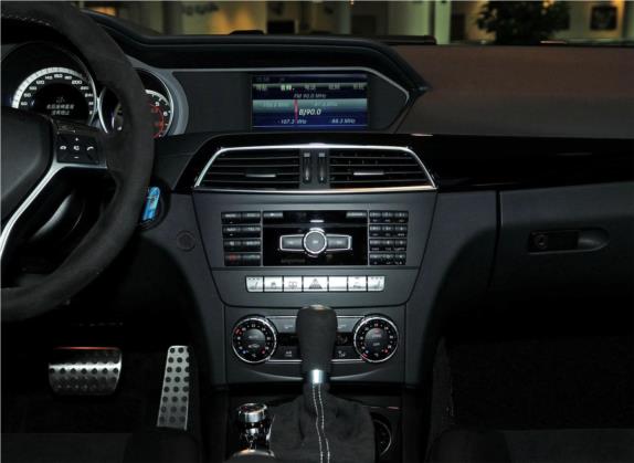 奔驰C级AMG 2014款 AMG C 63 Edition 507 中控类   中控台