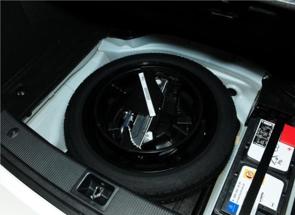 奔驰C级AMG 2014款 AMG C 63 Edition 507 其他细节类   备胎