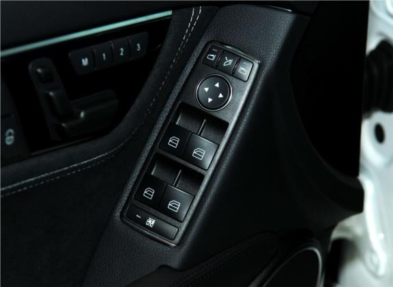 奔驰C级AMG 2014款 AMG C 63 Edition 507 车厢座椅   门窗控制