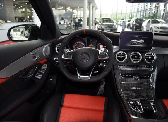 奔驰C级AMG 2015款 AMG C 63 S 中控类   驾驶位