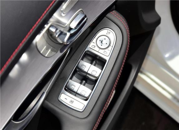 奔驰C级AMG 2015款 AMG C 63 车厢座椅   门窗控制
