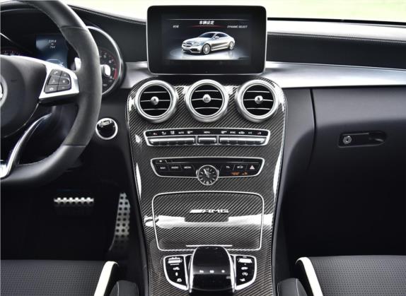 奔驰C级AMG 2016款 AMG C 63 S Coupe 中控类   中控台