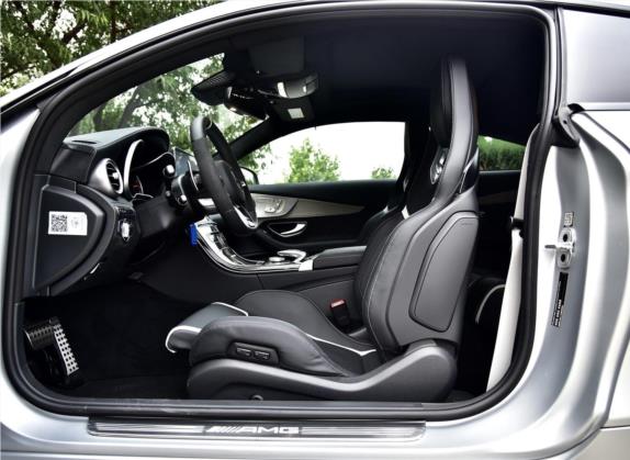 奔驰C级AMG 2016款 AMG C 63 S Coupe 车厢座椅   前排空间