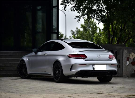 奔驰C级AMG 2016款 AMG C 63 S Coupe 外观   斜后