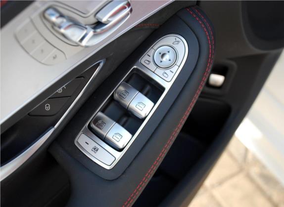 奔驰C级AMG 2017款 AMG C 63 车厢座椅   门窗控制