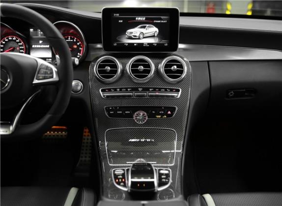 奔驰C级AMG 2017款 AMG C 63 S 中控类   中控台