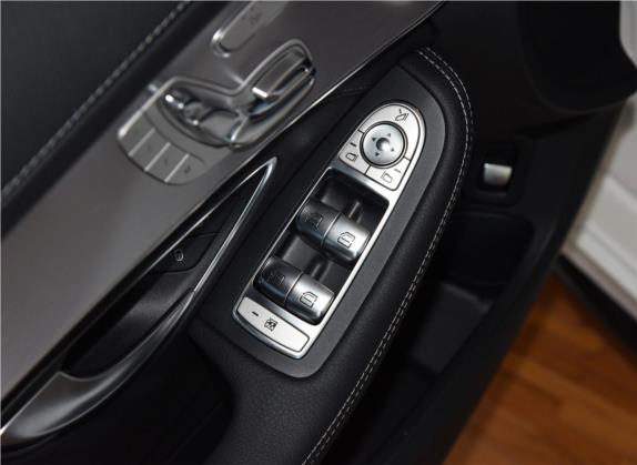 奔驰C级AMG 2019款 AMG C 63 车厢座椅   门窗控制
