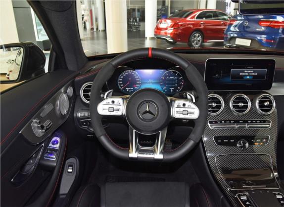 奔驰C级AMG 2019款 AMG C 43 4MATIC 轿跑车 中控类   驾驶位