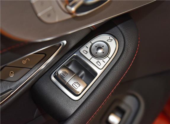 奔驰C级AMG 2019款 AMG C 43 4MATIC 轿跑车 车厢座椅   门窗控制