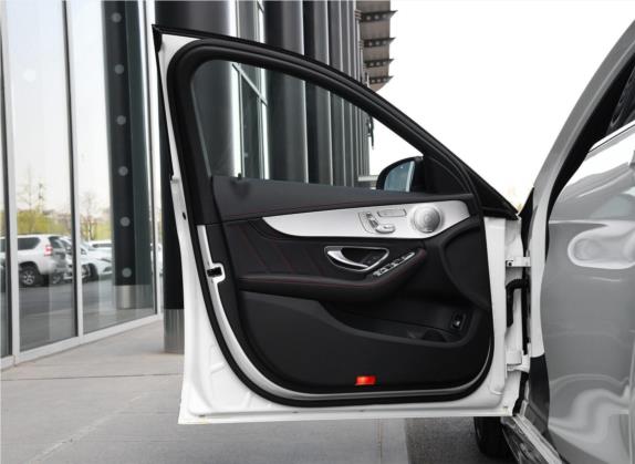 奔驰C级AMG 2019款 AMG C 43 4MATIC 旅行轿车 特别版 车厢座椅   前门板