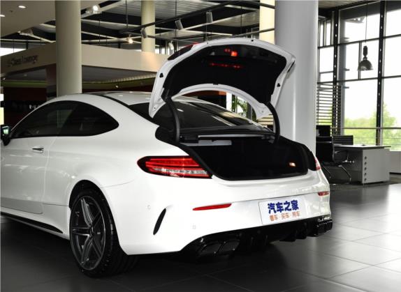 奔驰C级AMG 2019款 AMG C 63 轿跑车 车厢座椅   后备厢