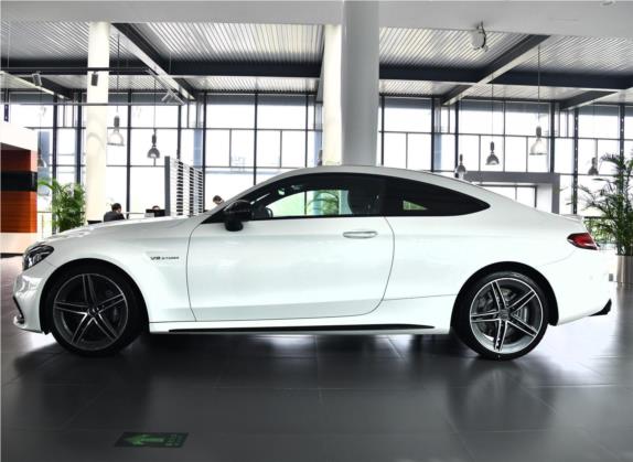 奔驰C级AMG 2019款 AMG C 63 轿跑车 外观   正侧
