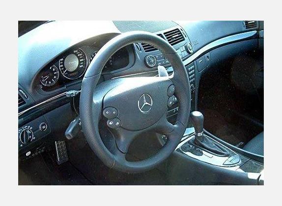 奔驰E级AMG 2007款 AMG E 63 中控类   驾驶位